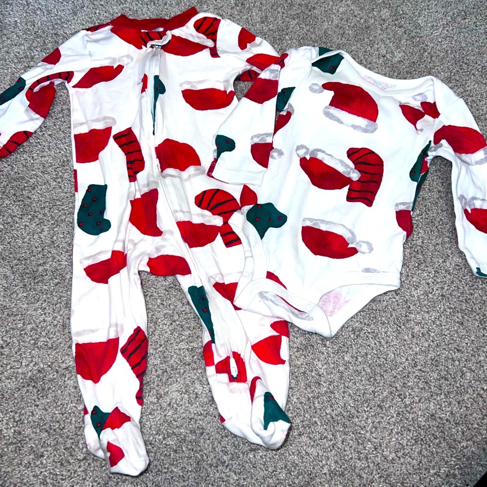 Carter’s Christmas Sleeper and Onesie Set - 9 Months